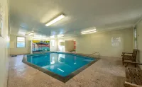 Amber Court Motel - Pools