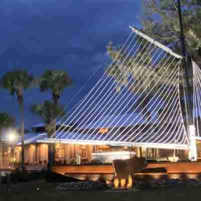 Best Western Crystal River Resort Hotel Exterior