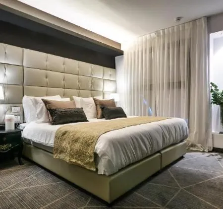 21st Floor Hotel