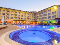 Pine House by Werde Hotels ケメルのホテル