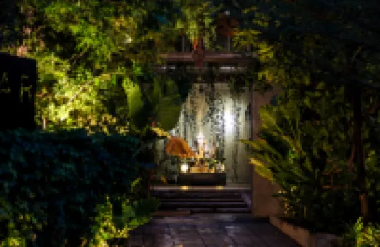 拉里瑪爾度假飯店 B2B Center附近的飯店