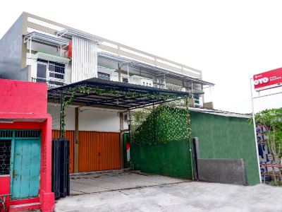 OYO 2782 Puspa Residence