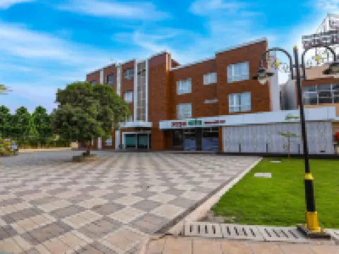 Hotel Landmark Aura テインのホテル