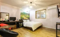 Busan Hwanggeum Drive-in Motel