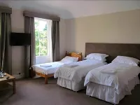 Turks Head Rothbury Hotels near Rothbury URC Church