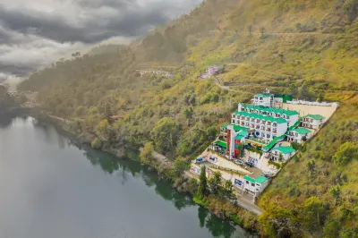 Hotel Harshikhar Hotels in Bhim Tal