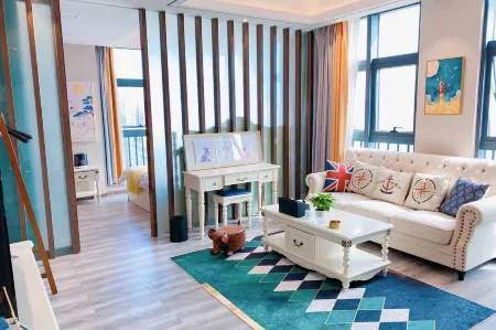 Tian·ONE Light Luxury Serviced Apartment (Zhuhai Gongbei Port Zhong'an Plaza)