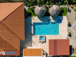 Gorgeous Mansion Private Pool Outdoor Kitchen