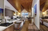 Ramada Resort by Wyndham Akbuk - 4-Star
