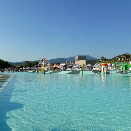 Sisan Family Resort