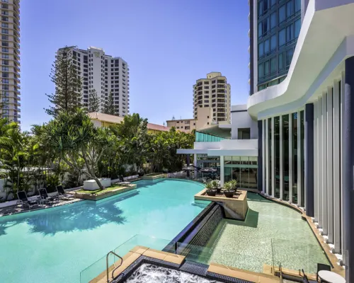 Mantra Legends Surfers Paradise Hotels near SkyPoint Climb