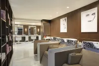 The Leela Ambience Convention Hotel Delhi - Spa