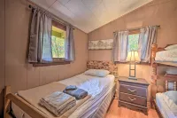 'Wyatt Earp Cabin' w/ Deck, 1 Mi to Raystown Lake! - 3 stelle