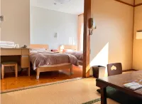 Hoshizora Pension Comet Hotels in Yakage