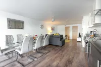 KVM - 시티 아파트먼트 피터버러 호텔