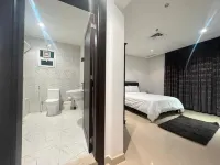 White Luxury Suite Hotel Hotels in Abu Halifa