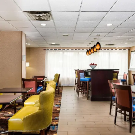 Hampton Inn Ft. Chiswell-Max Meadows