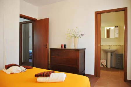 Red Roses Flat in a Semi-Detached Villa