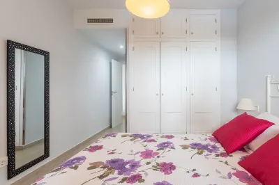 San Juan Alicante Beach Holiday Apartment Mercadillo de los domingos El Campello附近的飯店