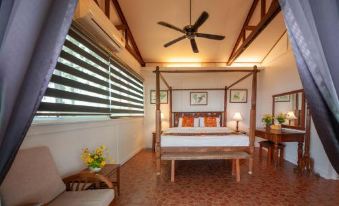 Sinurambi Bed & Breakfast - Mills Residence