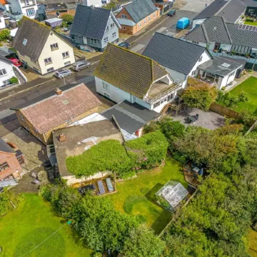 "Eluisa" - 300m from the Sea