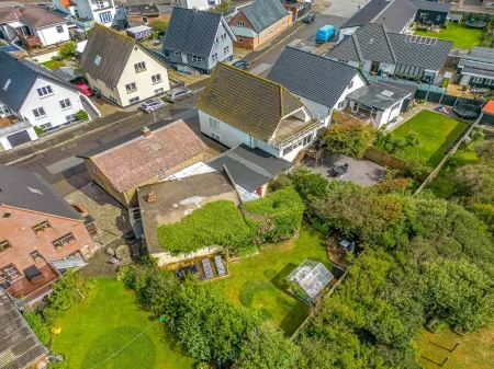 "Eluisa" - 300m from the Sea