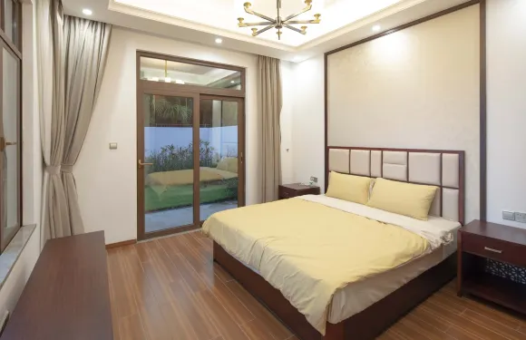 夏末原舍度假別墅