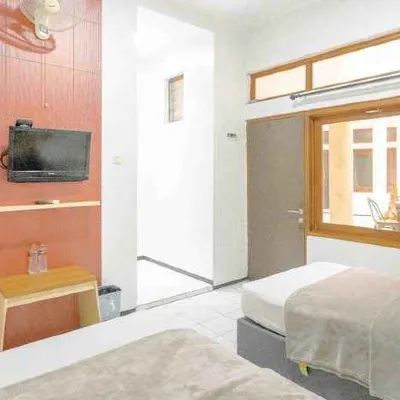 Hotel Aloha Malang Hotels near Malang Plaza