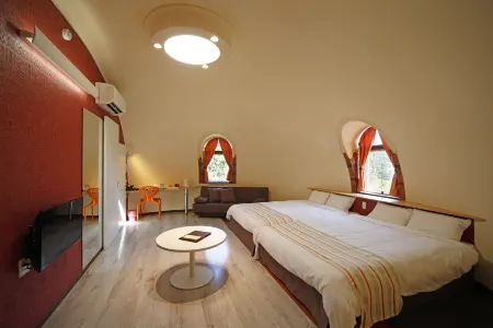 Panda Village Отели в г. Камитонда