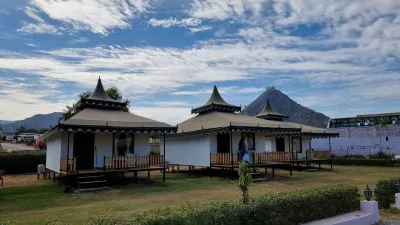 The Glorious Hills Resort Pushkar Hotel di Pushkar