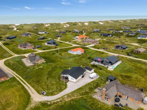 "Elfi" - 700m from the Sea