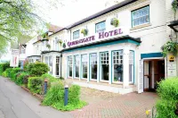 The Queensgate Hotel فنادق في Orton Longueville