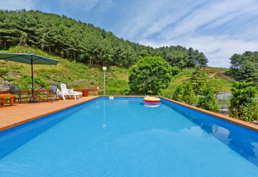 3. 포천 샤인힐펜션..