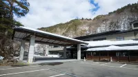 Osawa Onsen Sansuikaku - موقف سيارات
