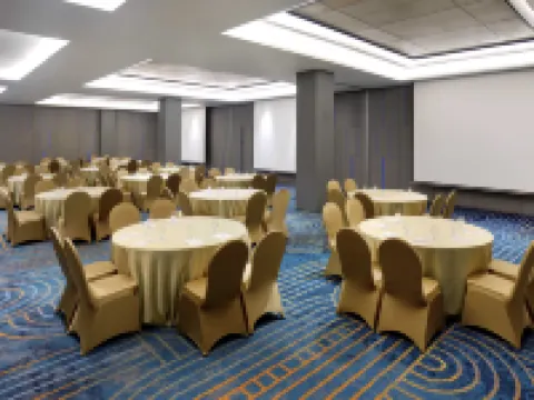 Ibis Styles Semarang Simpang Lima Hotels in South Semarang