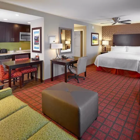 Homewood Suites by Hilton Calgary-Airport