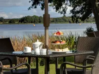 Cbh Frensham Pond Hotel - breakfast