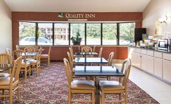 Quality Inn Petersburg Near Fort Gregg-Adams