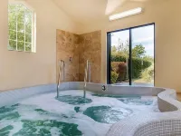 Anchor Beach Inn Hotels in Del Norte County