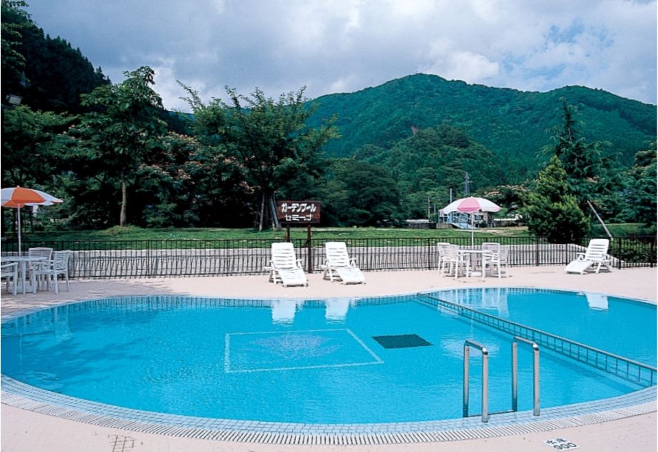 칸쇼칸의 야외 수영장 이미지