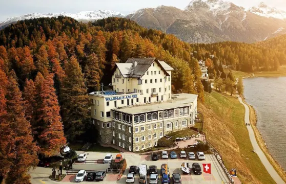 瓦爾德豪斯湖濱酒店