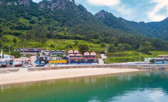 Tongyeong Saryangdo Don Quixote Pension