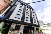 Busan Choeup Yuna Hotel Hotel in zona Busan Asiad Main Stadium