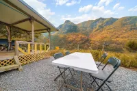 丹陽郡松樹大篷車露營