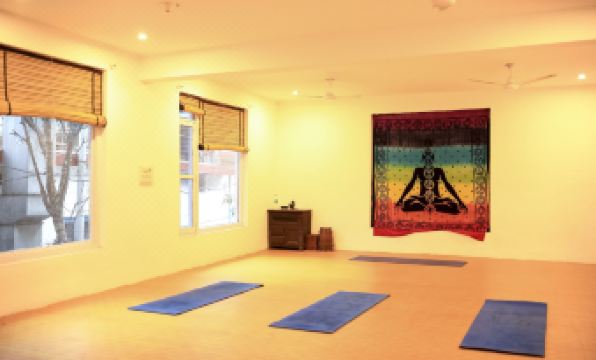 3. 스위스 코티지 ..