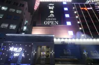 Daejeon Yuseong Paros Hotels near Chungnam National University Daedeok Campus