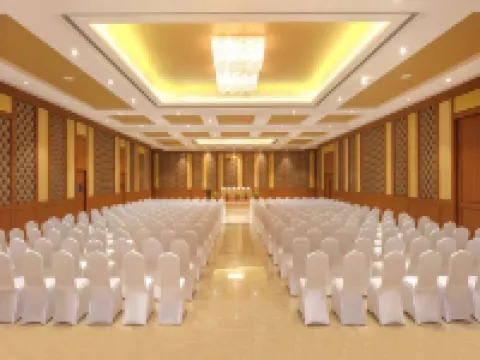 Orchha Palace and Convention Centre Hotels in Orchha