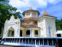 Sai Sea City Hotel