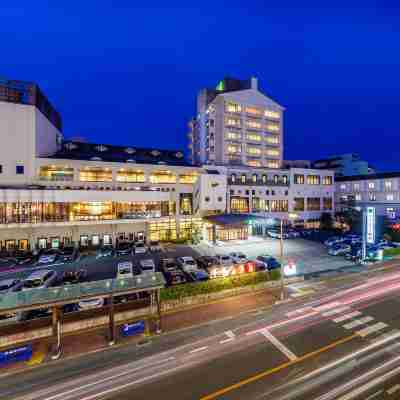 湯田温泉 ユウベルホテル松政 Hotel Exterior