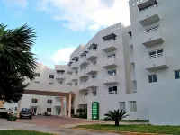 Ocean View Cancun Arenas